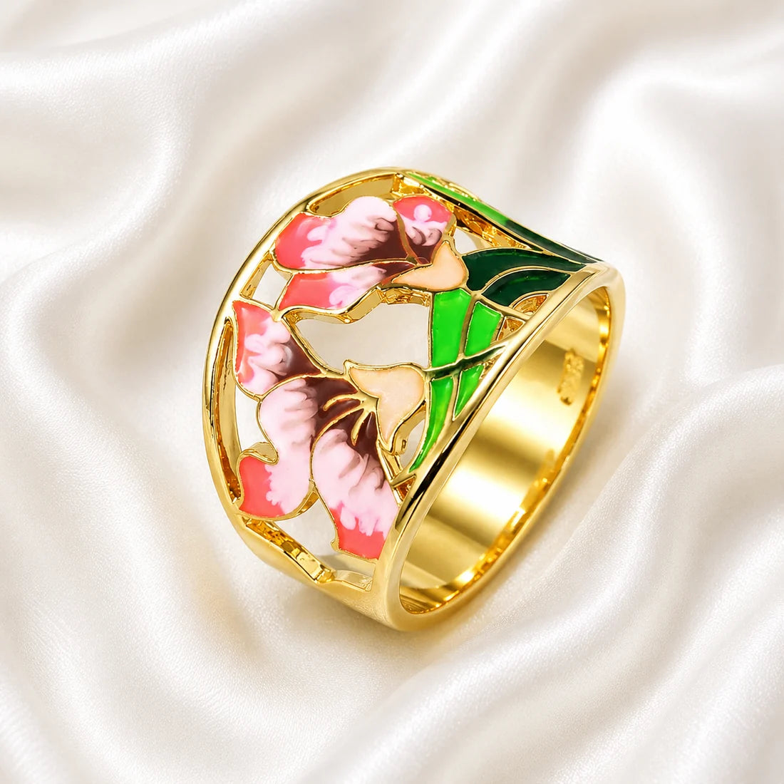 Vintage Floral Gold Enamel Ring