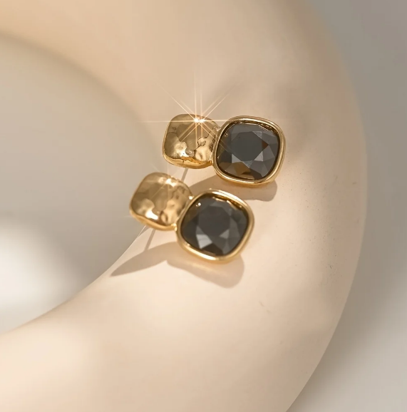 Vintage Gold-Tone Geometric Square Earrings