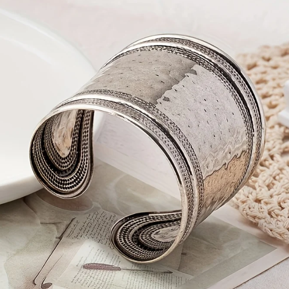 Vintage Boho Hammered Silver Plated Wide Cuff Bracelet