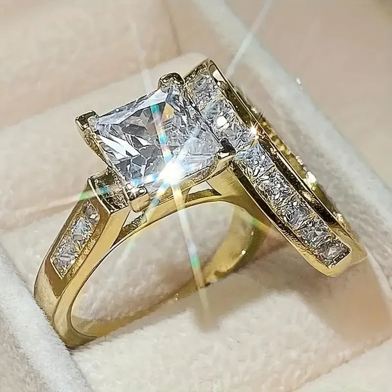 Vintage Gold Zirconium Ring Set