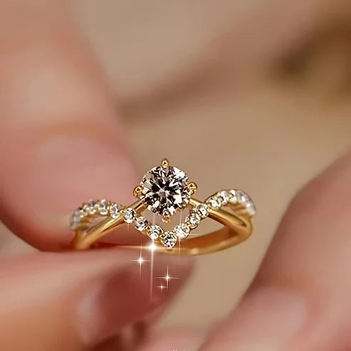 Crown Bright Gold Ring
