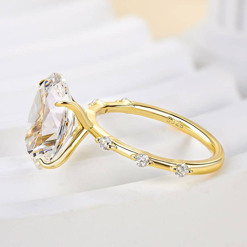 Oval Cut Simple Engagement Ring