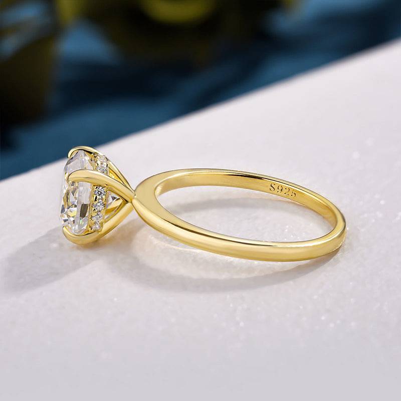 Round Cut Solitaire Ring for Women