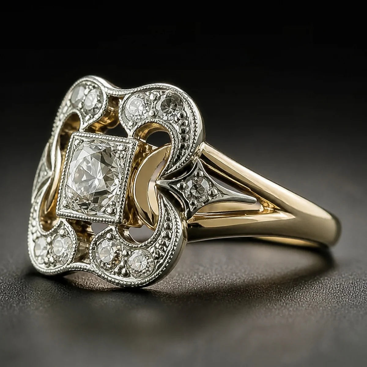 Vintage Zirconia Gold Ring