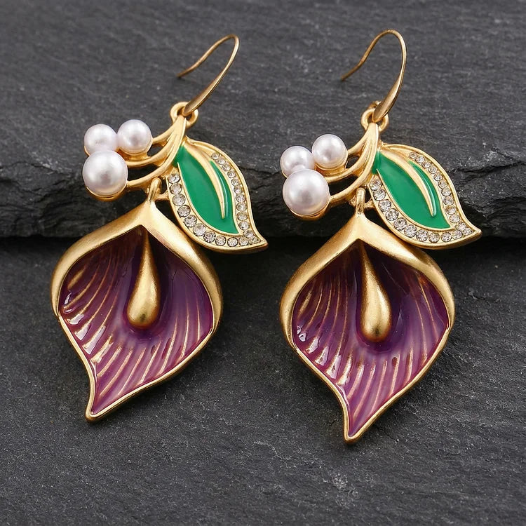 Vintage Calla Lily Flower Pearls Earrings