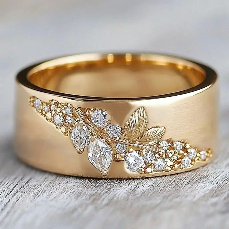 Vintage Emerald Ring Gold Band
