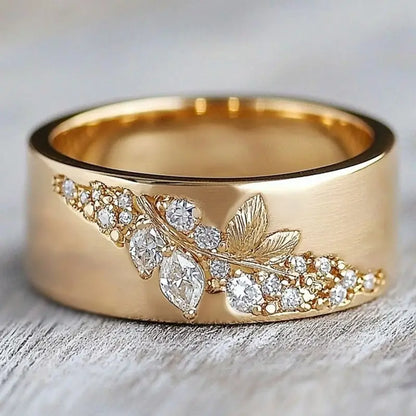 Vintage Emerald Ring Gold Band