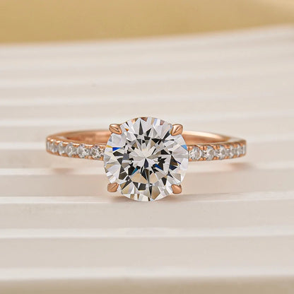 Round Cut Halo Engagement Ring