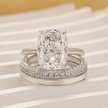 Cushion Cut Classic Wedding Ring Set