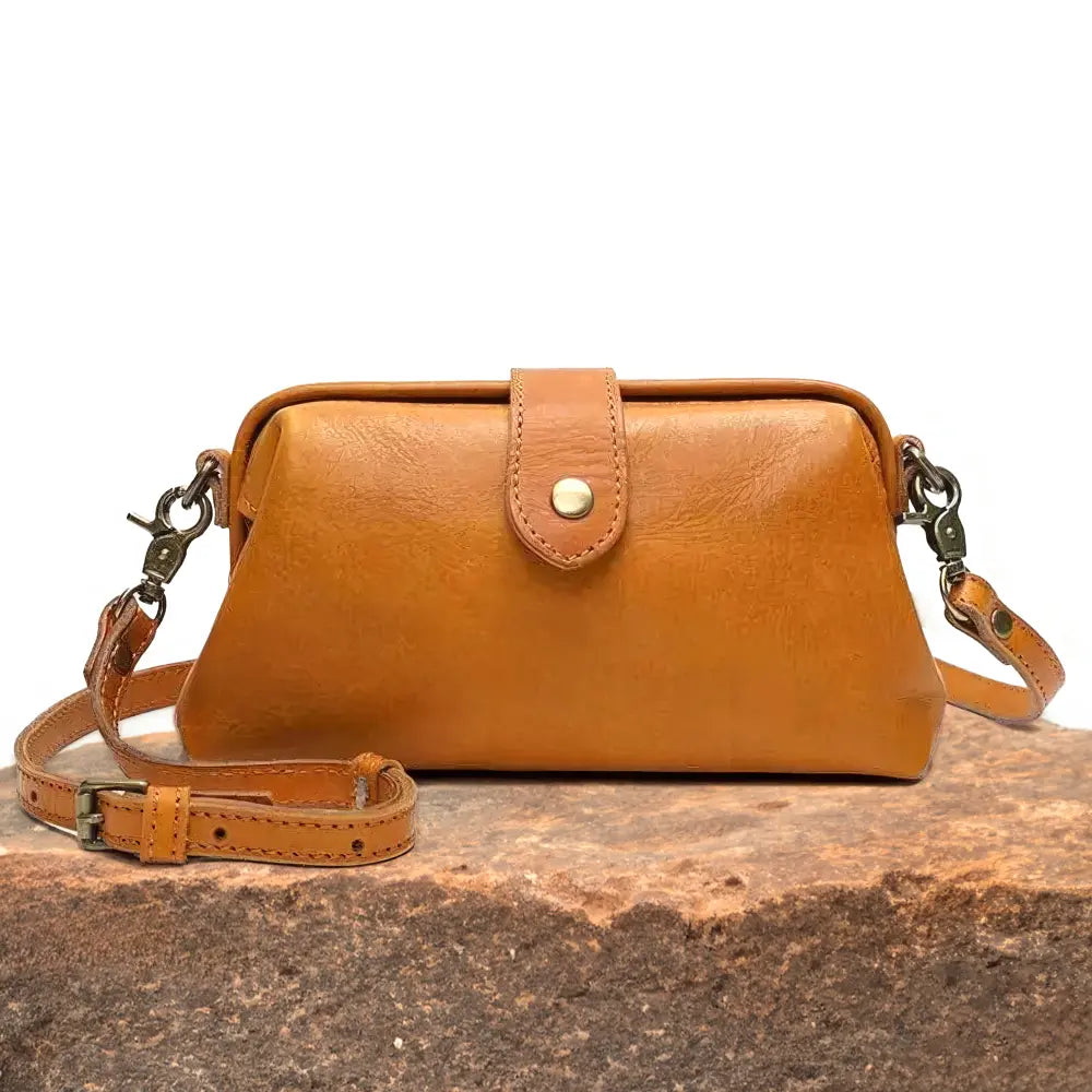 Velissa's Timeless Charm | Exclusive and unique women's bag for style-conscious