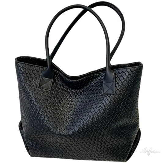 Elegant leather shoulder bag – minimalist design with adjustable shoulder strap