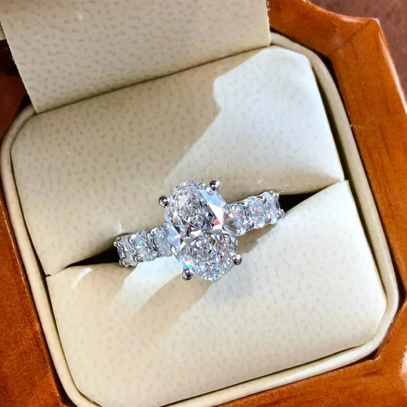 Oval Cut Luxurious Engagement Ring