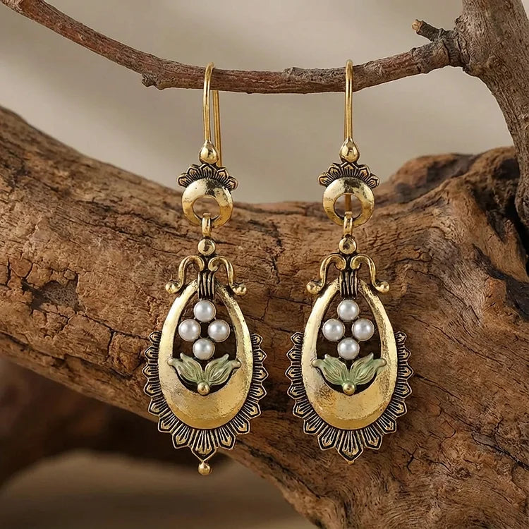 Vintage Water Drop Flower Pearl Earrings