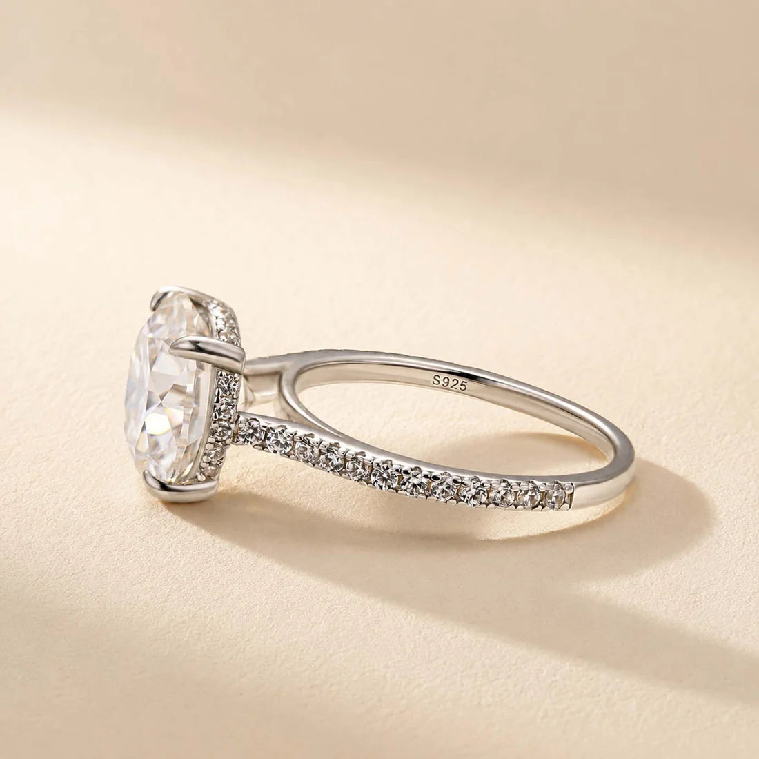 Moissanite Round Cut Engagement Ring