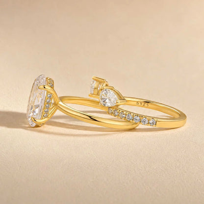 Oval Cut Wedding Ring Set for Women