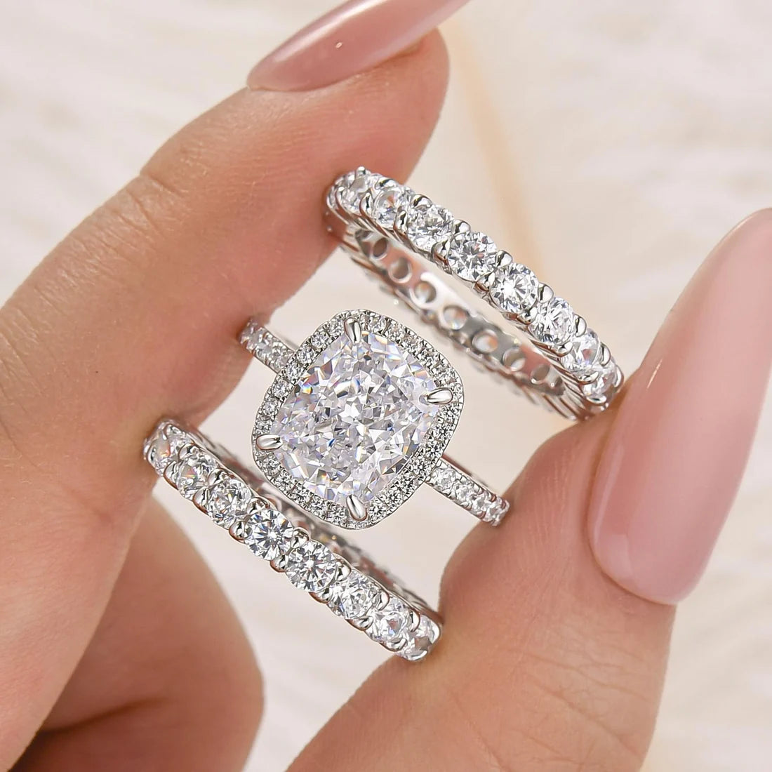 Cushion Cut Gorgeous Wedding Ring Set
