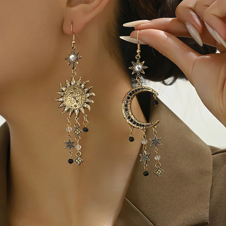 Vintage Sun Moon Design Rhinestone Inlaid Asymmetric Dangle Earrings