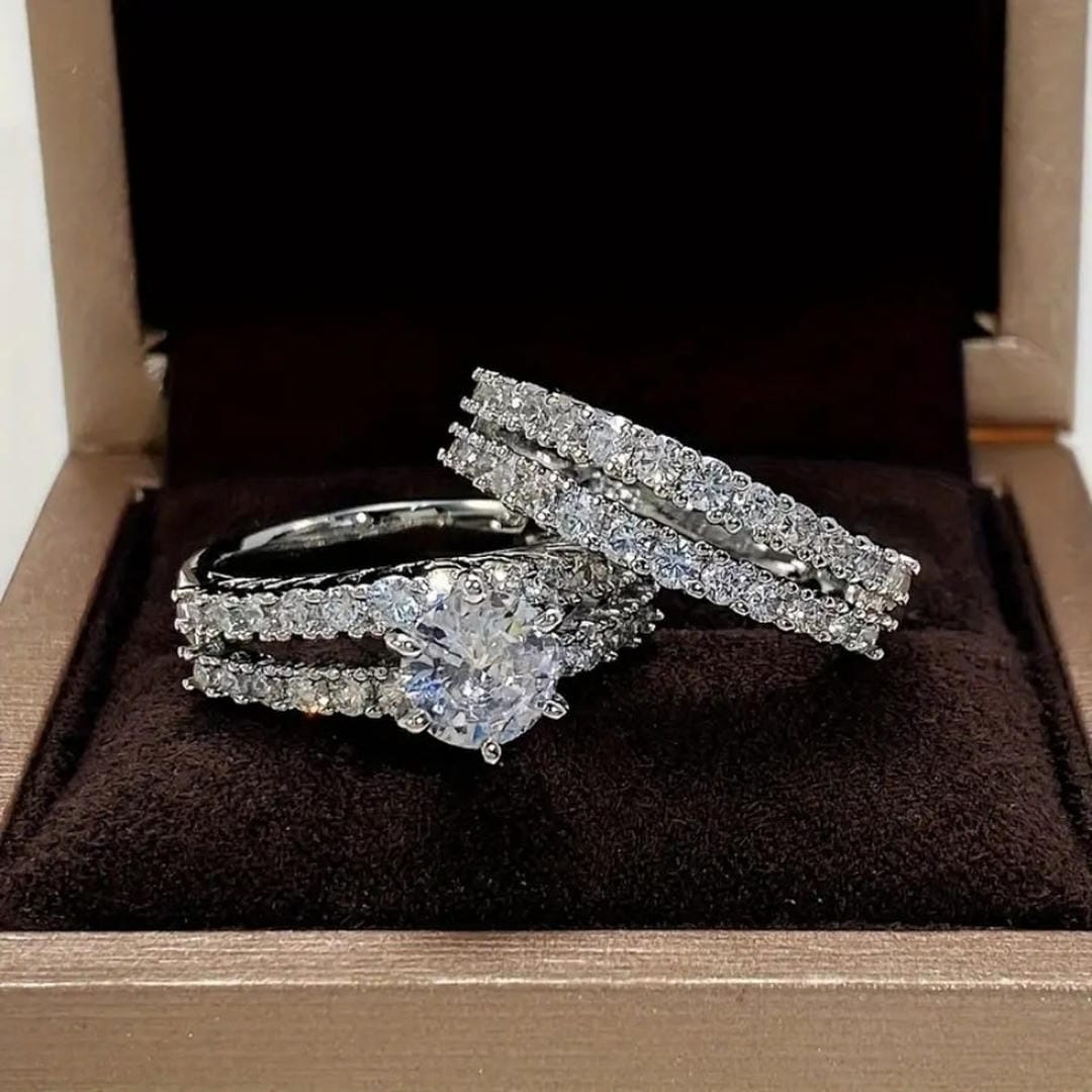 Radiant Halo Ring Set