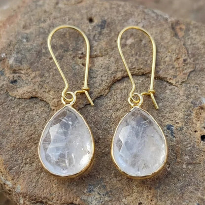 Vintage Crystal Drop Golden Earrings