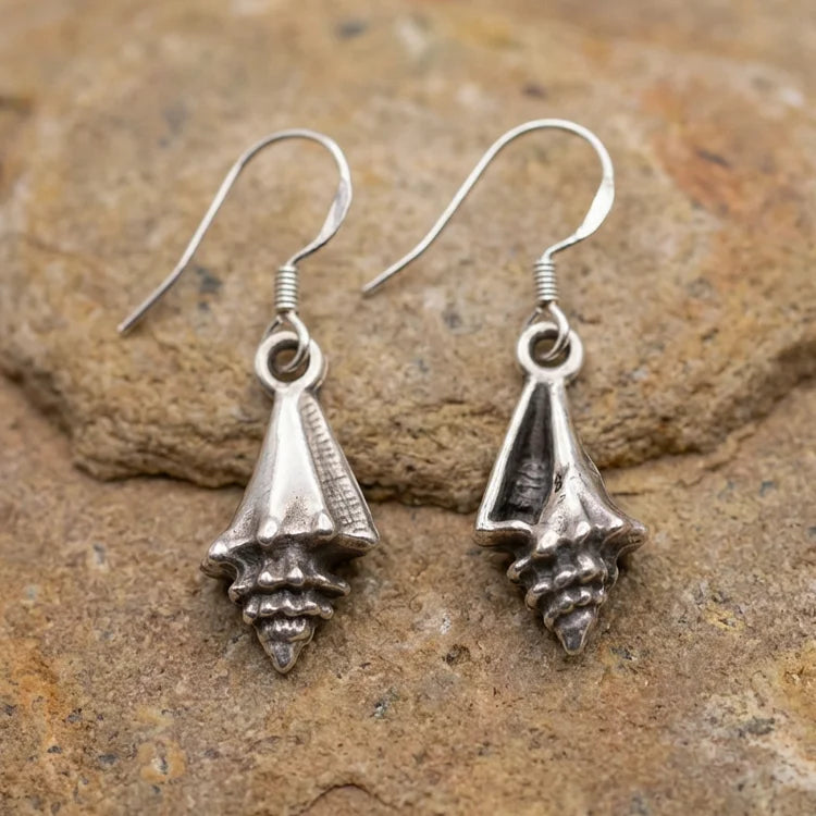 Vintage Boho Hawaiian Vacation Conch Earrings
