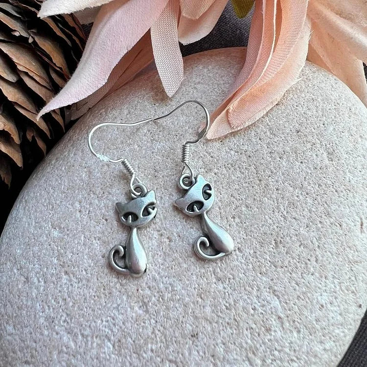 Vintage Tiny Cat Statement Dangle Hoop Earrings