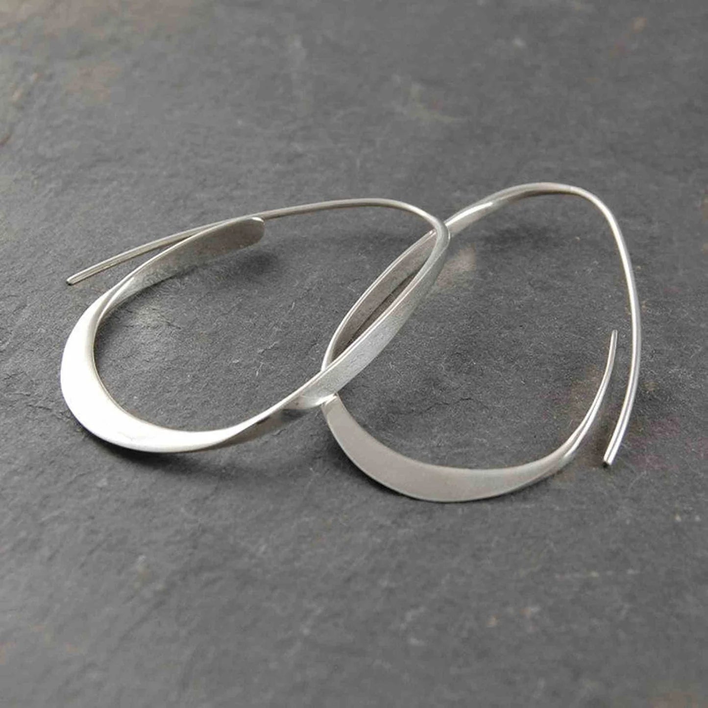 Vintage Minimalist Twisted Hoop Earrings