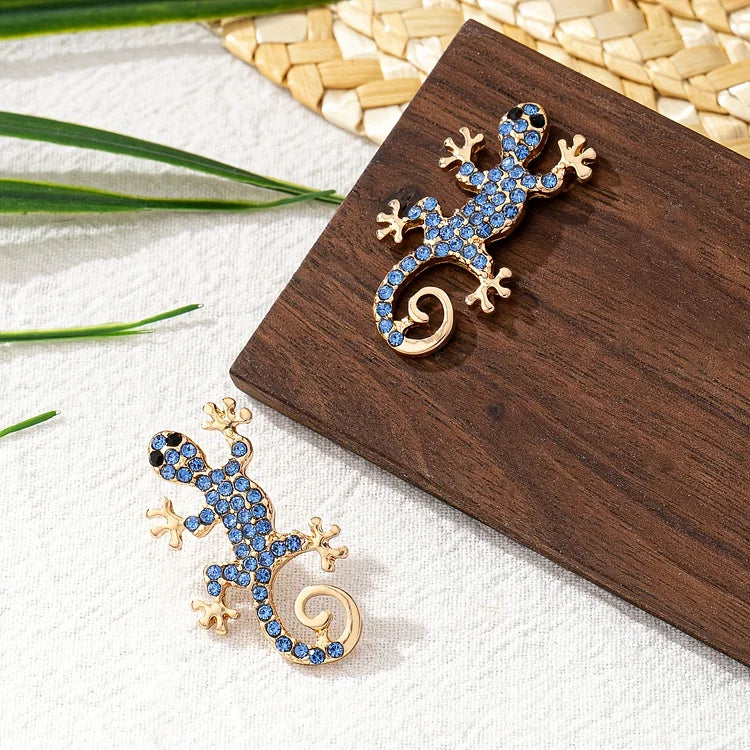 Vintage Elegant Lizard Stud Earrings