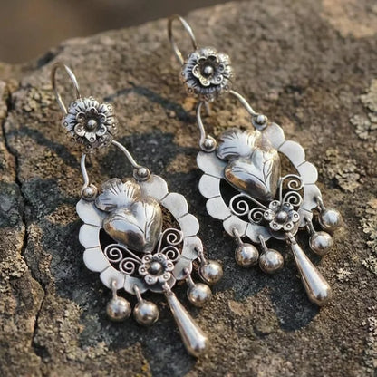 Vintage Bohemian Hollow Engrave Flower Earrings