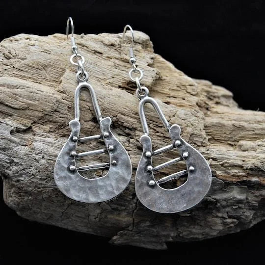 Vintage Strings Dangle Earrings