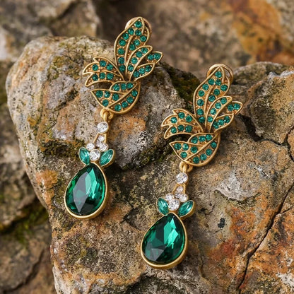 Vintage Emerald Green Gem Drop Earrings