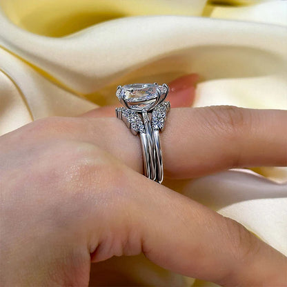 Vintage Pear Cut Wedding Ring Set
