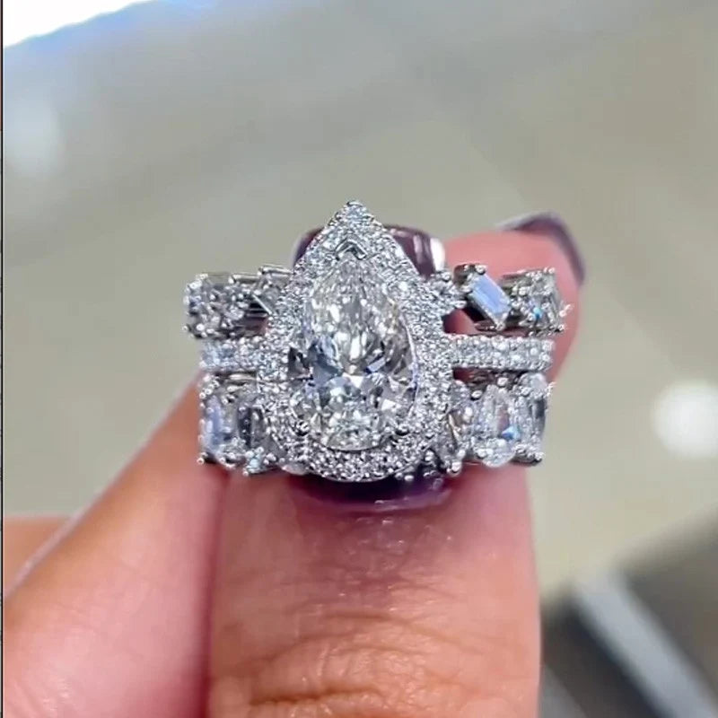 Halo Pear Cut Wedding Ring Set for Women