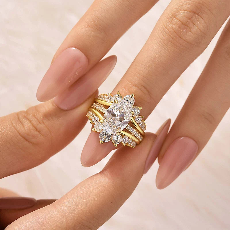 Classic Oval Cut Bridal Ring Set