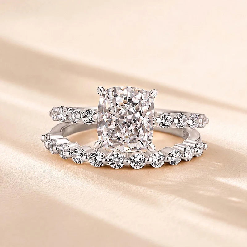 Cushion Cut Women's Wedding Ring Set