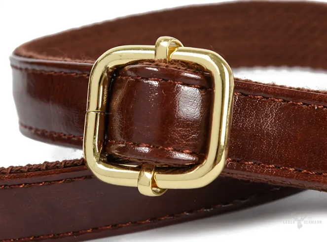 Chic leather handbag for formal occasions