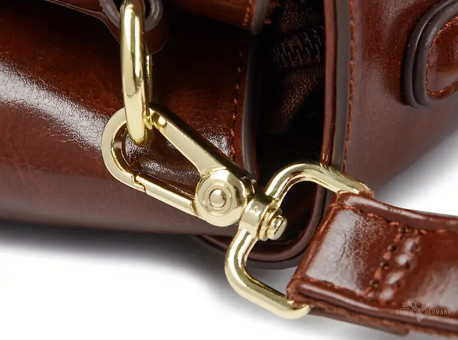 Chic leather handbag for formal occasions