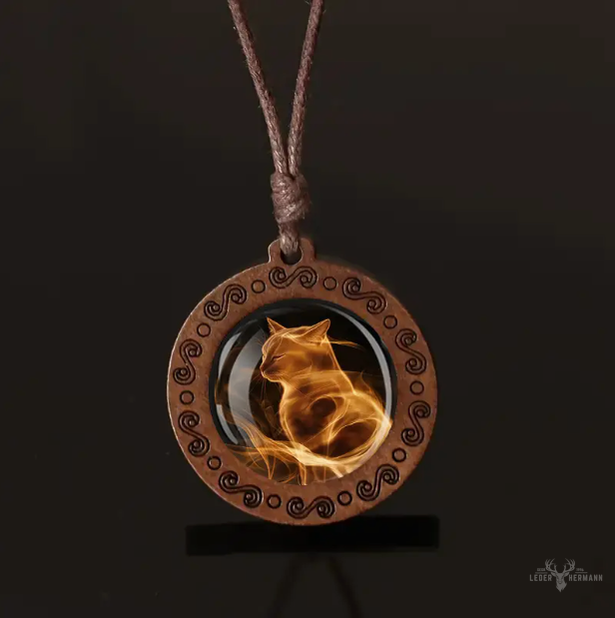 Cat necklace with adjustable leather strap