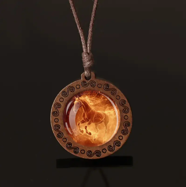 Horses Necklace with more adjustable leather strap