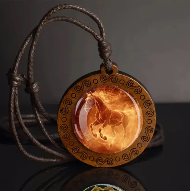 Horses Necklace with more adjustable leather strap