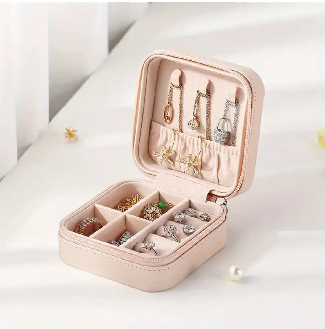 Astoria's Premium Jewelry Case