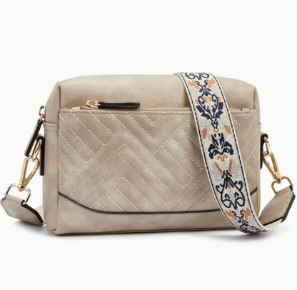 Lisa the elegant and playful | Leather shoulder bag