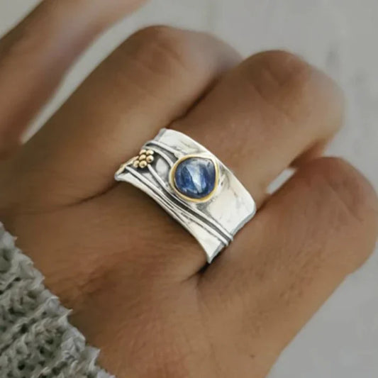 Vintage Silver Blue Sapphire Ring