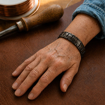 Zarinos's Talon Men's Copper Bracelet