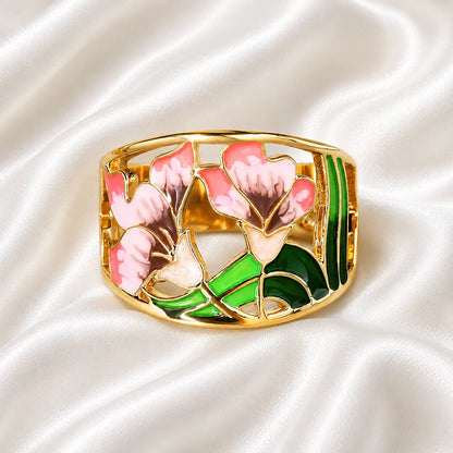 Vintage Floral Gold Enamel Ring