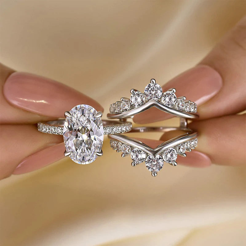 Classic Oval Cut Bridal Ring Set