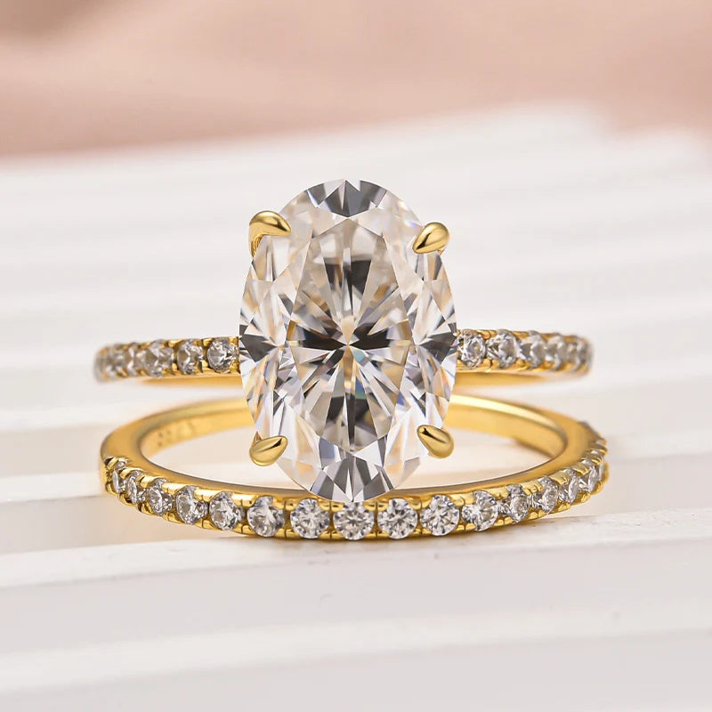 Oval Cut Wedding Ring Set