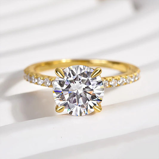 Round Cut Halo Engagement Ring