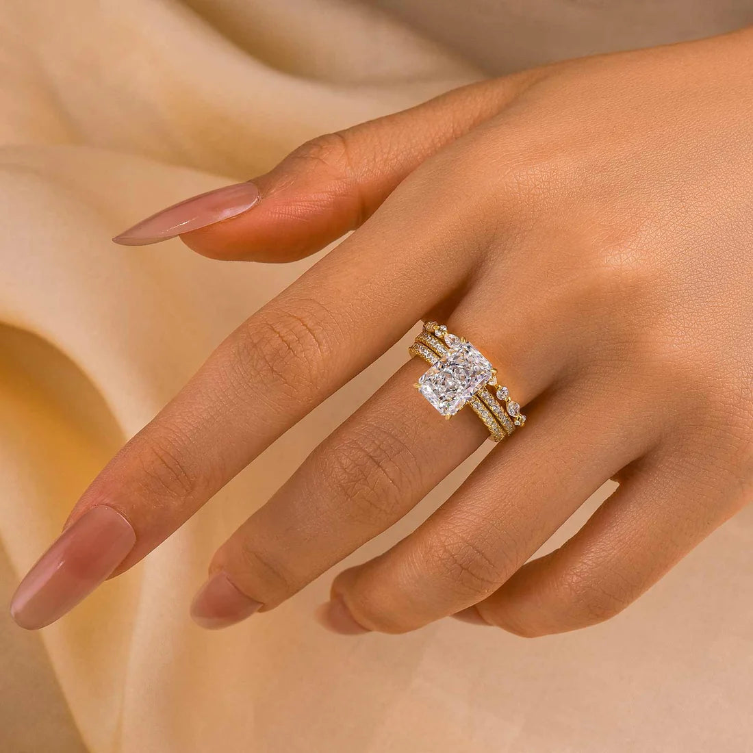 Radiant Cut 3PC Wedding Ring Set