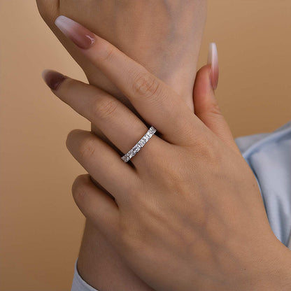 Gorgeous Radiant Cut Women's Wedding Ring