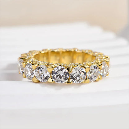 Luxury Eternity Round Cut Wedding Ban